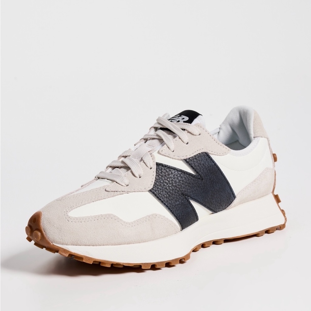 New Balance 327 Moonbeam Color
